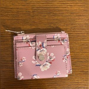 STEVE MADDEN FLORAL WALLET/COIN